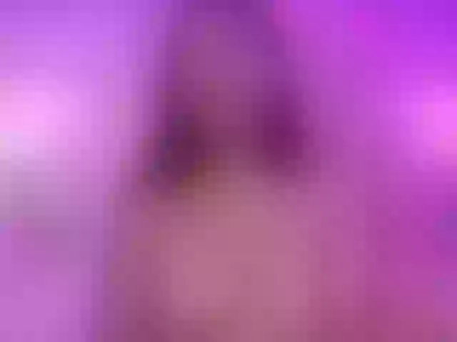 Live sex webcam photo for HatsaJones #292204888