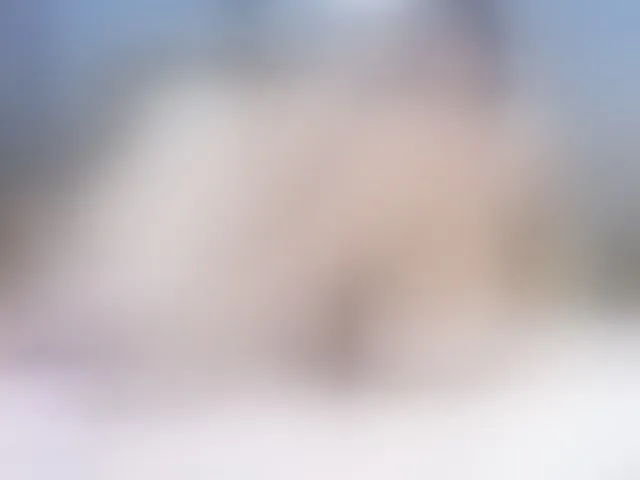 Live sex webcam photo for HatsaJones #292352942