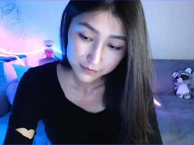 Live sex webcam photo for HatumiSou #288044575