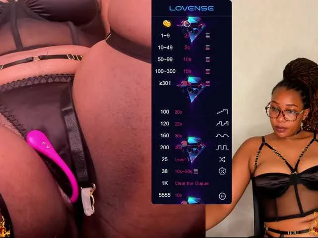 Live sex webcam photo for Hawt-Appetit- #276471952