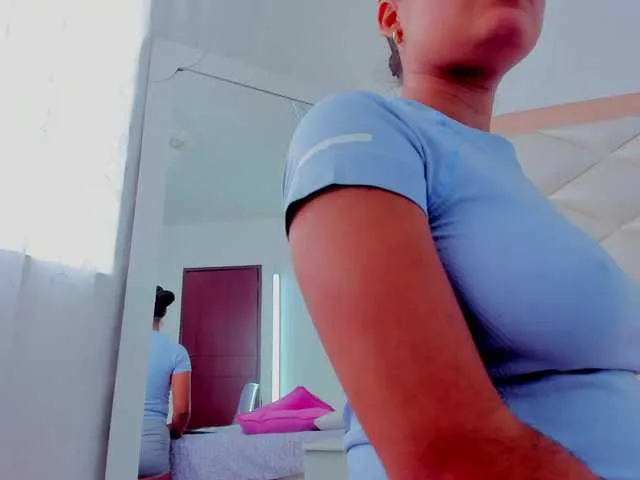 Live sex webcam photo for HayamiKioto #291715971