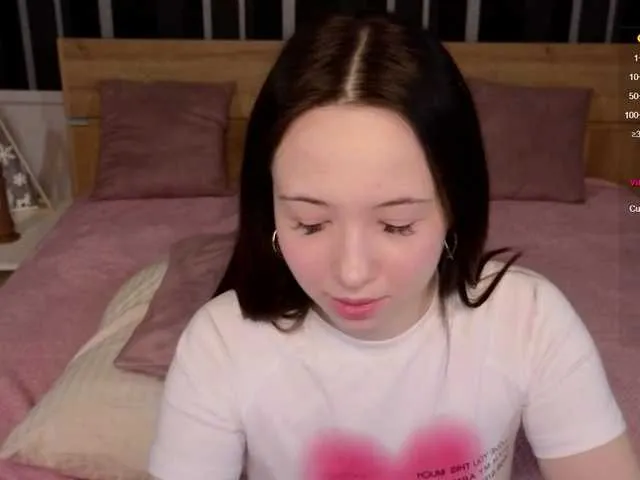 Live sex webcam photo for HayleFireHot #277625078