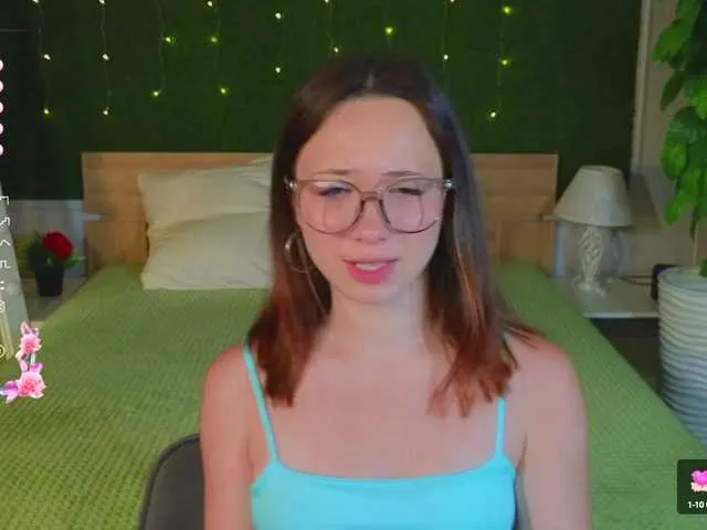 Live sex webcam photo for HayleFireHot #286856752