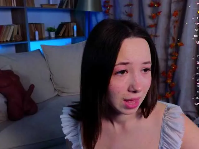 Live sex webcam photo for HayleFireHot #290165534