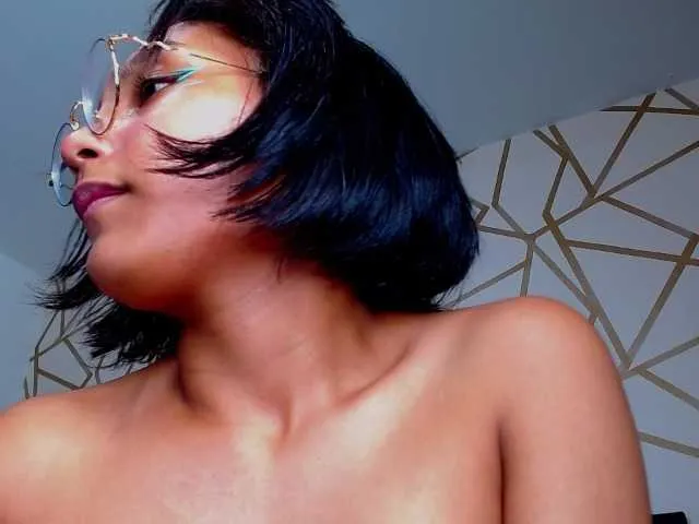 Live sex webcam photo for HaylieBirl #274645648