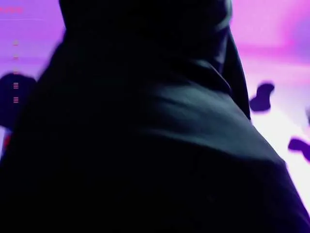 Live sex webcam photo for HazelBlair- #276217041