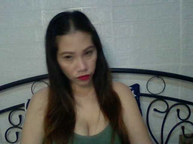 Live sex webcam photo for HeartRoxy #276726328