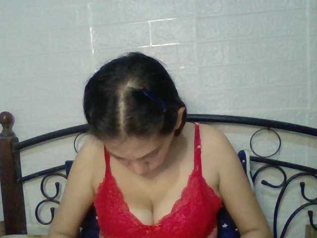 Live sex webcam photo for HeartRoxy #276753596