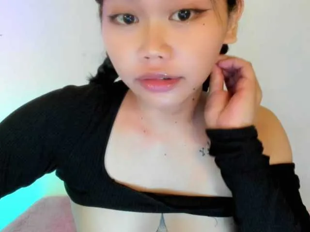 Live sex webcam photo for HeavenlyAshleyxx #278256037