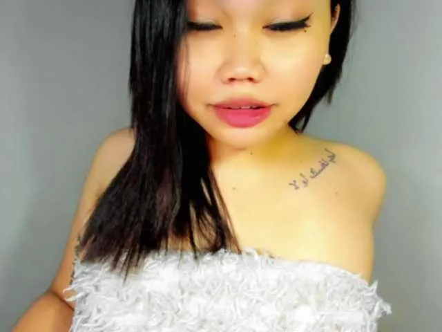 Live sex webcam photo for HeavenlyAshleyxx #291381236