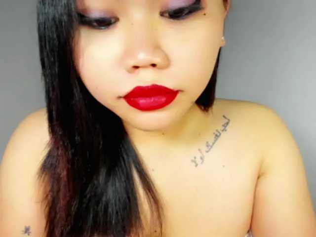 Live sex webcam photo for HeavenlyAshleyxx #291456310