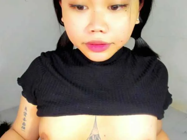 Live sex webcam photo for HeavenlyAshleyxx #291951902