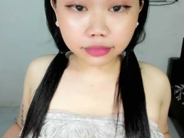 Live sex webcam photo for HeavenlyAshleyxx #292327233