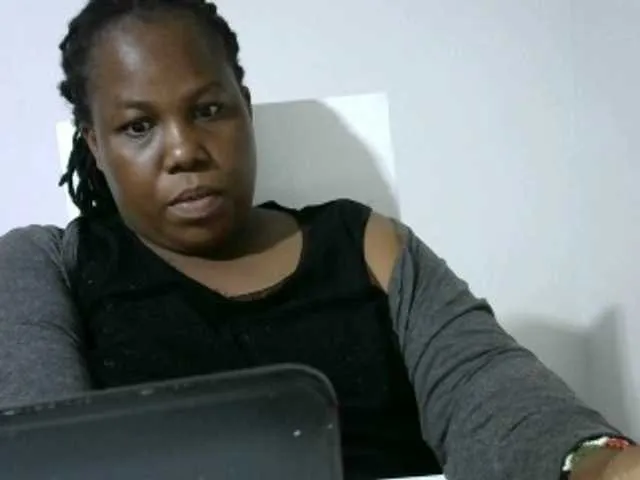 Live sex webcam photo for Heavens01 #290369196