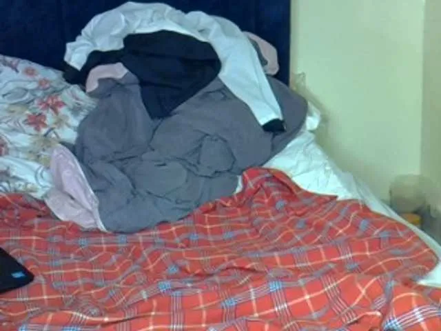 Live sex webcam photo for Heavens01 #290917257