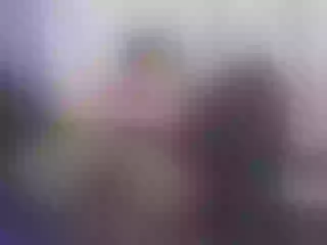 Live sex webcam photo for Heavens01 #291912037