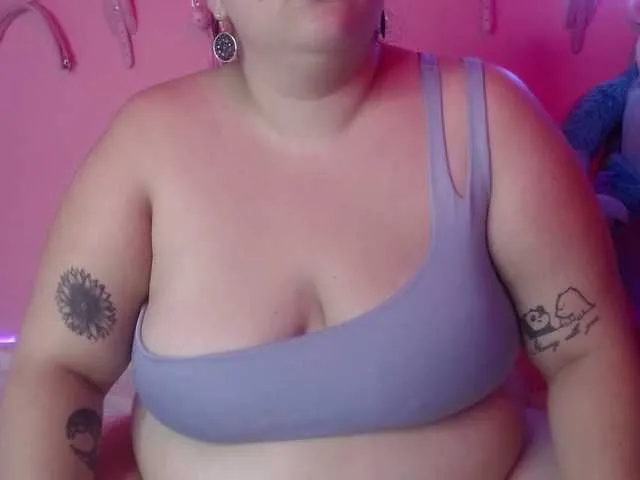 Live sex webcam photo for Hecate23 #288228753