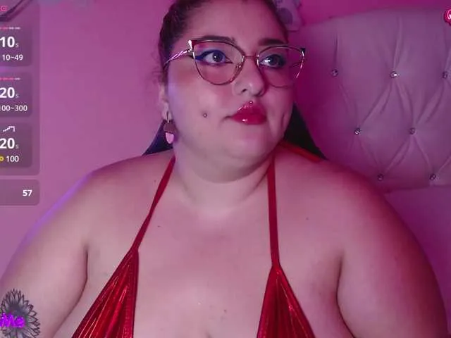 Live sex webcam photo for Hecate23 #290670608