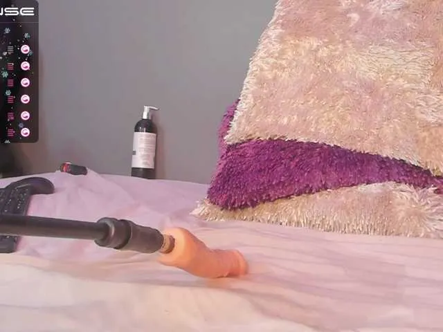 Live sex webcam photo for Heda-gildys #272171431