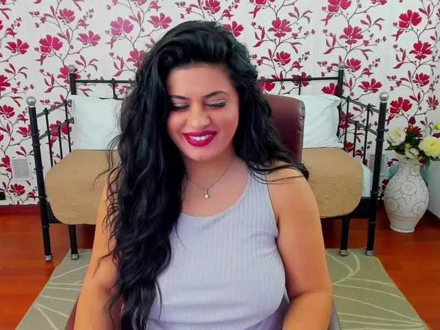 Live sex webcam photo for HeidiCute #271718118