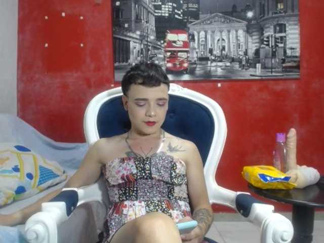 Live sex webcam photo for heidysumers #276005986