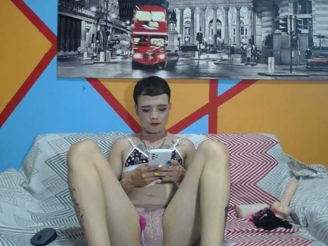 Live sex webcam photo for heidysumers #276255139