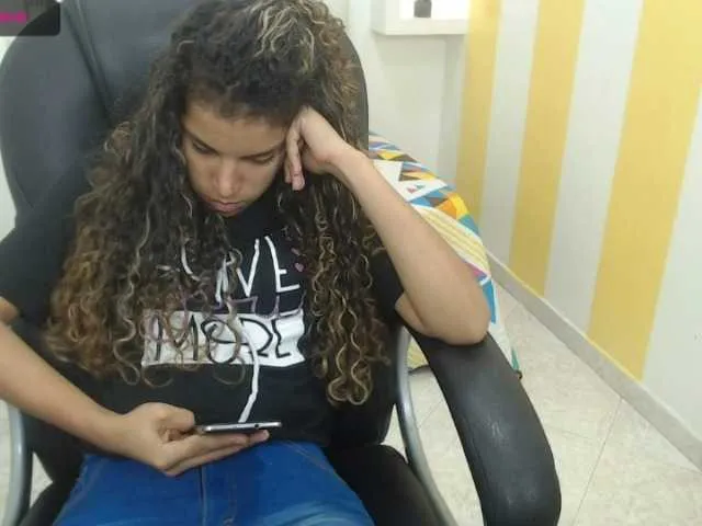 Live sex webcam photo for Heidylans #272669428