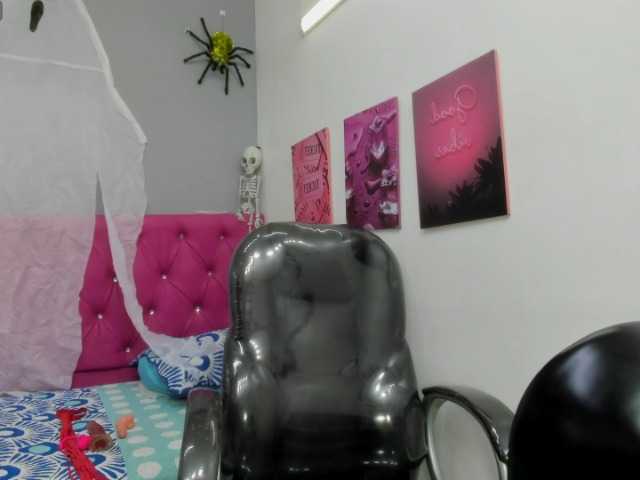 Live sex webcam photo for Helen-russo #292122531