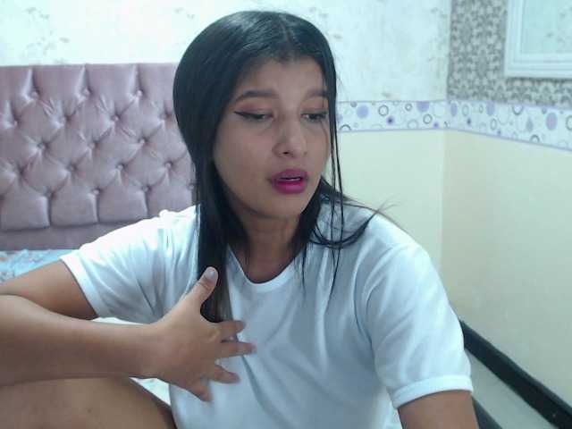 Live sex webcam photo for Helen-scots #276854155