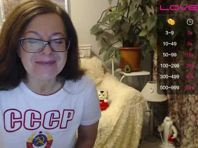 Live sex webcam photo for HelenBerg #271703616