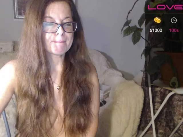 Live sex webcam photo for HelenBerg #272210315