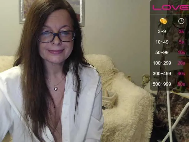 Live sex webcam photo for HelenBerg #272392479