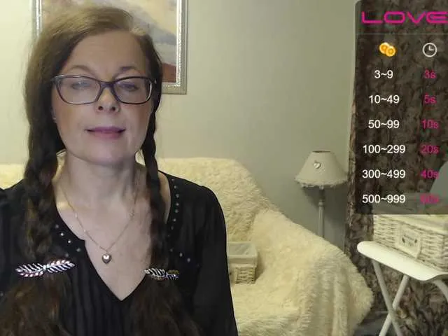 Live sex webcam photo for HelenBerg #272609156