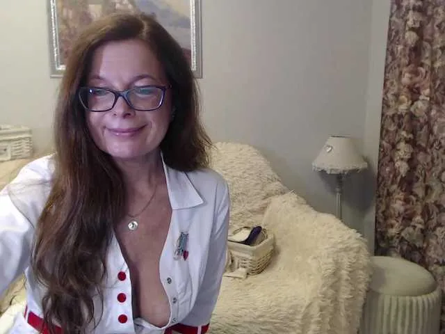 Live sex webcam photo for HelenBerg #273140530