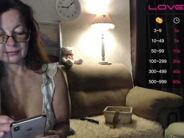 Live sex webcam photo for HelenBerg #273755025