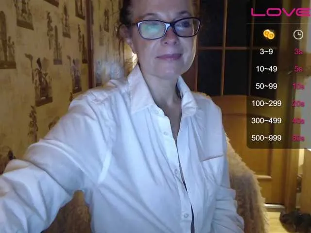 Live sex webcam photo for HelenBerg #274016201