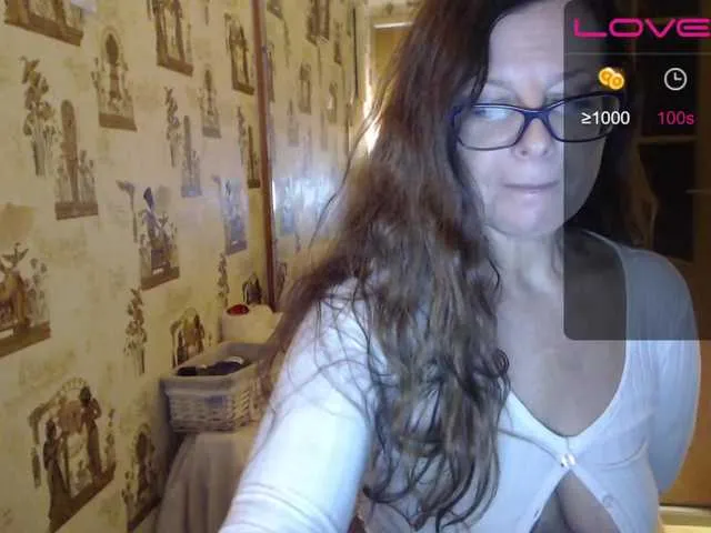 Live sex webcam photo for HelenBerg #274090089