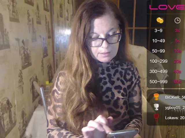 Live sex webcam photo for HelenBerg #274633647