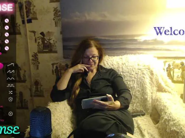 Live sex webcam photo for HelenBerg #276054809