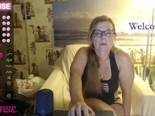 Live sex webcam photo for HelenBerg #276111508