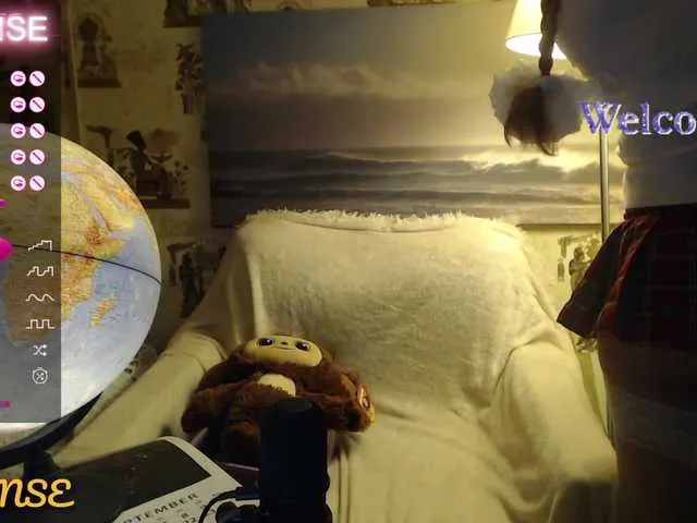 Live sex webcam photo for HelenBerg #276181757