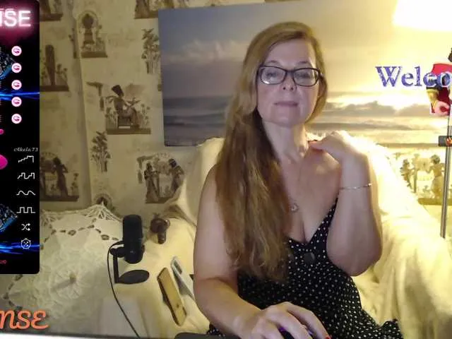 Live sex webcam photo for HelenBerg #276210373