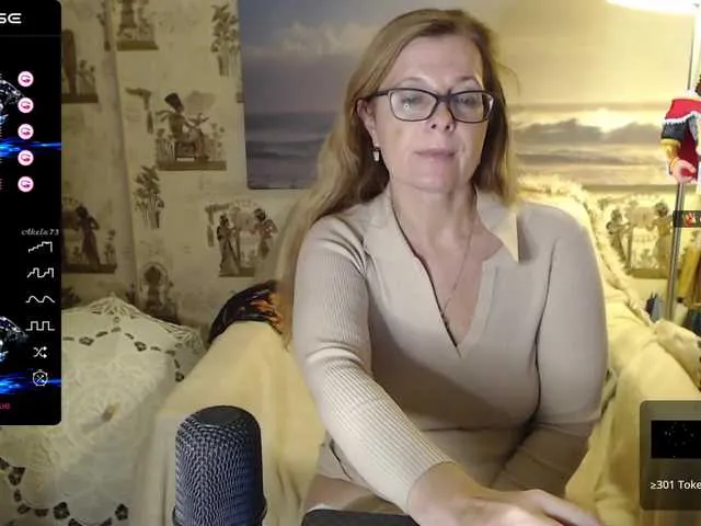 Live sex webcam photo for HelenBerg #276240546