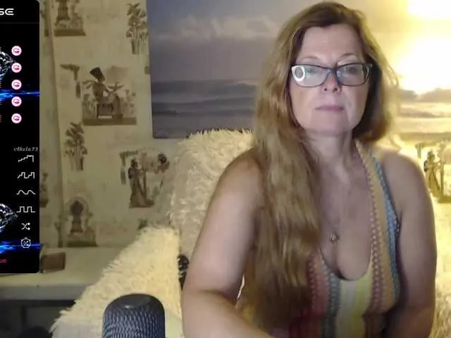 Live sex webcam photo for HelenBerg #276312256