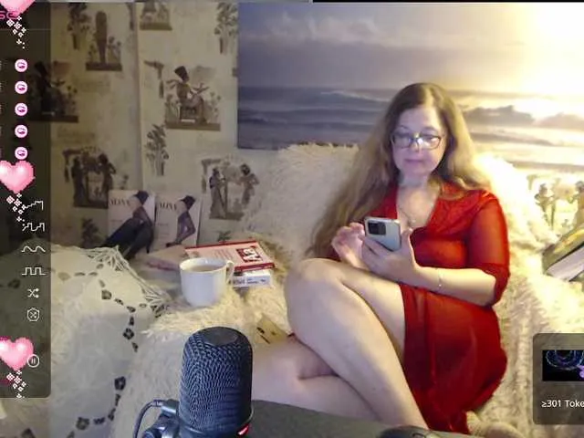 Live sex webcam photo for HelenBerg #276541622