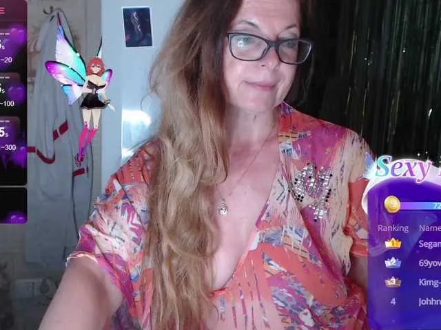 Live sex webcam photo for HelenBerg #278283504