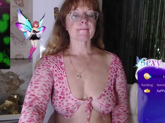 Live sex webcam photo for HelenBerg #289876274