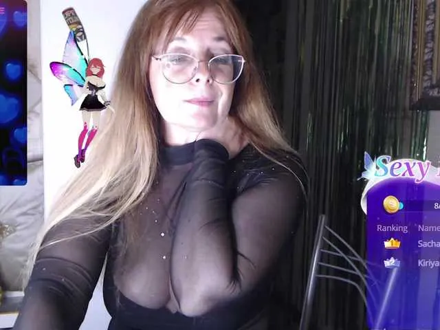 Live sex webcam photo for HelenBerg #289942932