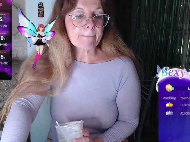 Live sex webcam photo for HelenBerg #290039552