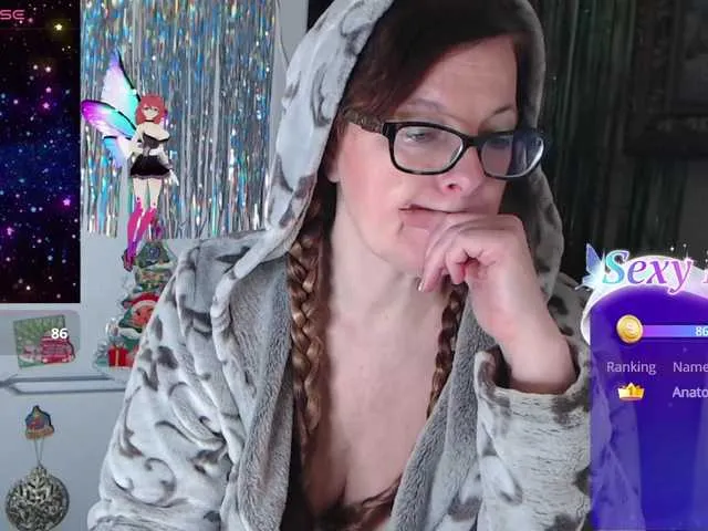 Live sex webcam photo for HelenBerg #290287482